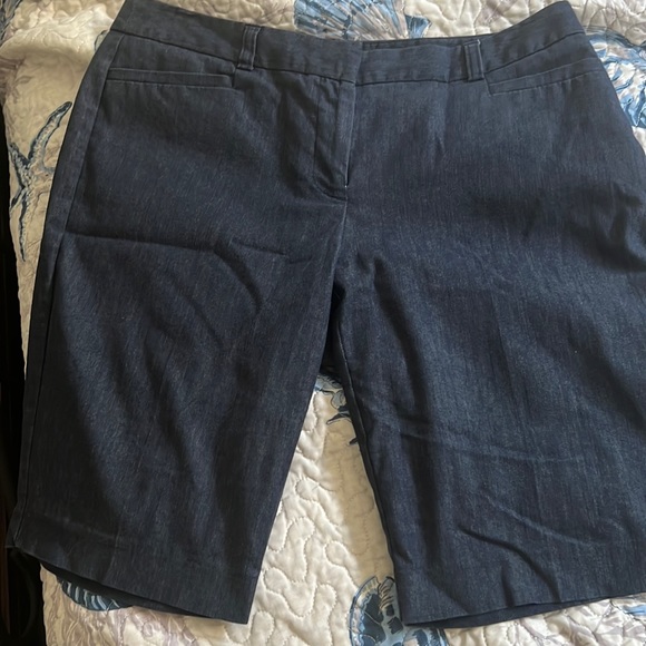 Women’s Van Heusen, trouser shorts bundle - Picture 2 of 11